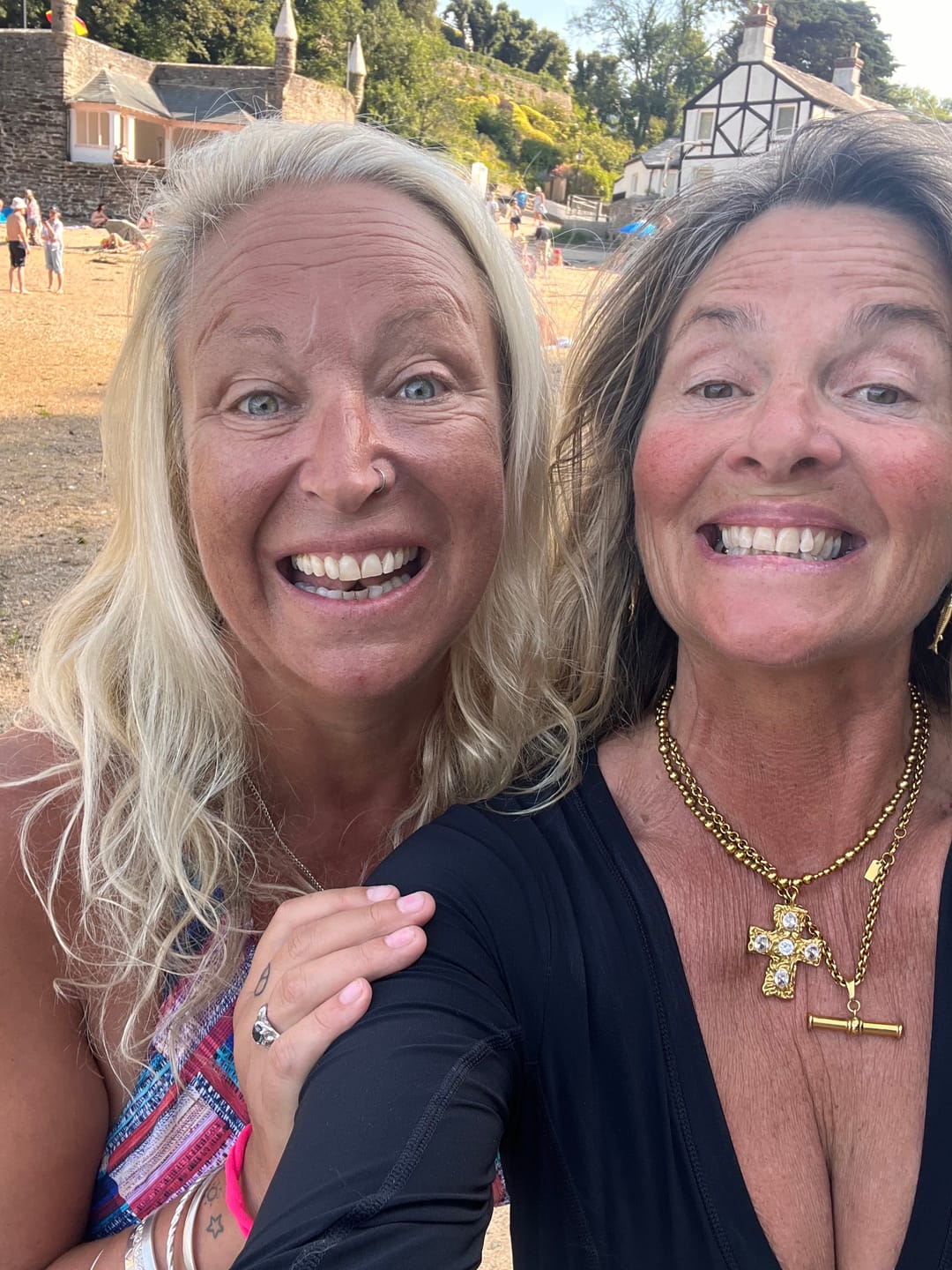 Customer photo review of XL T-Bar Necklace