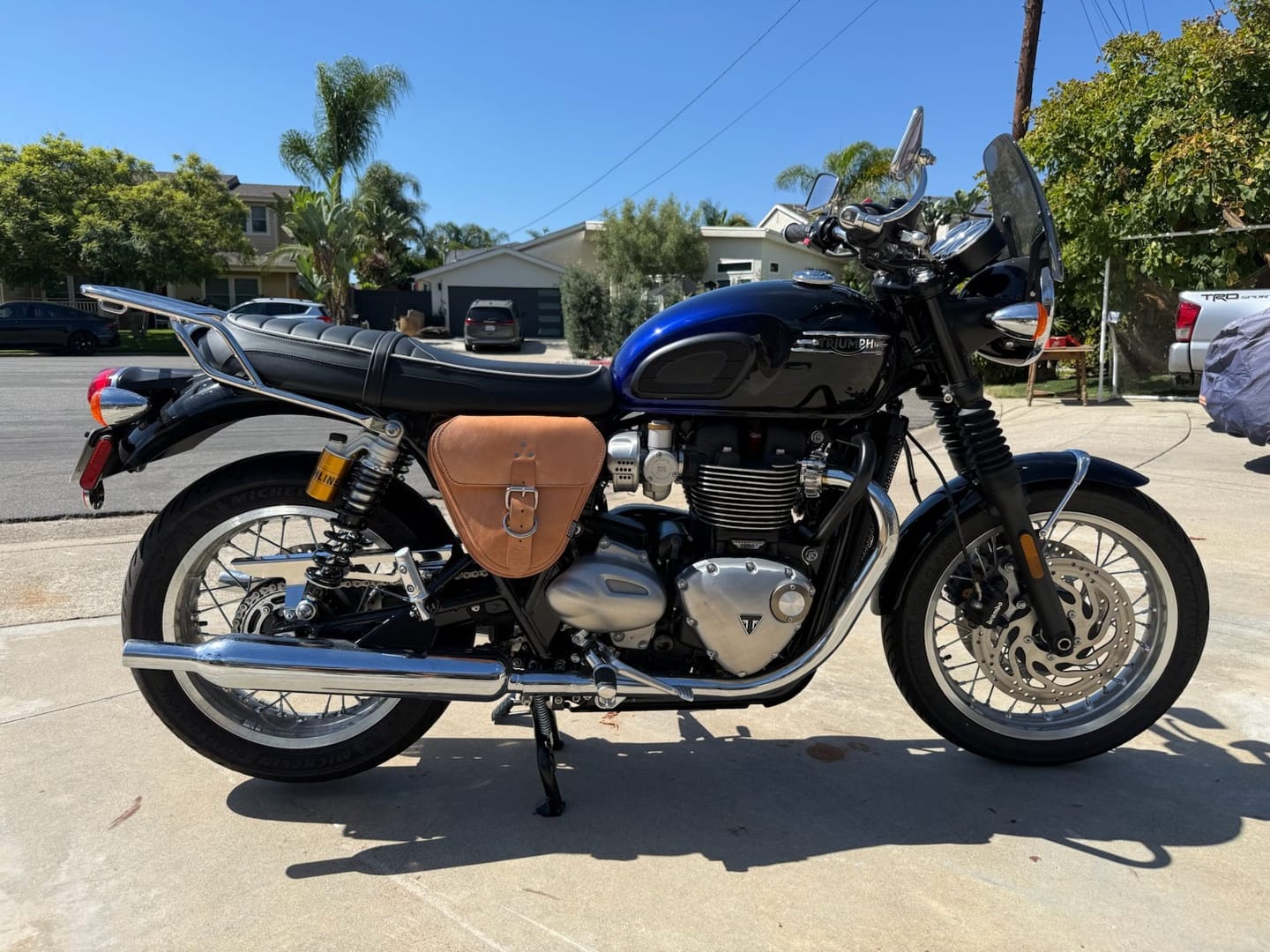 Customer photo review of Triumph Side Cover Solo Bag - TSB01