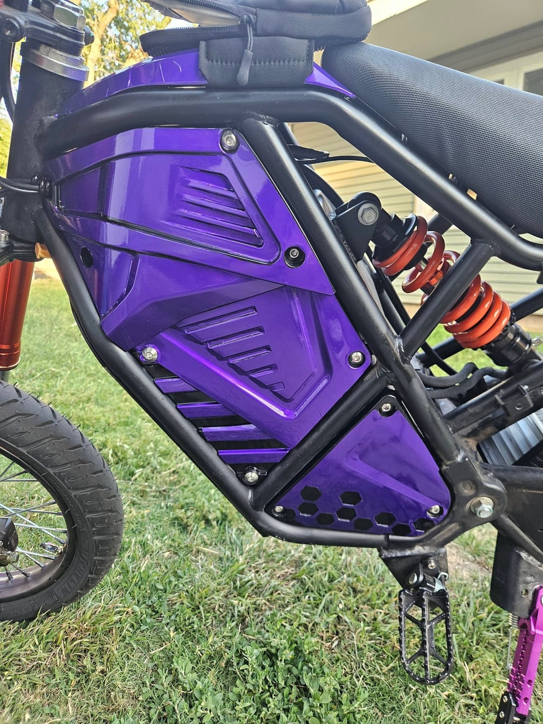 Customer photo review of Eskute® NOVA Mini Electric Dirt Bike For Teens & Adults