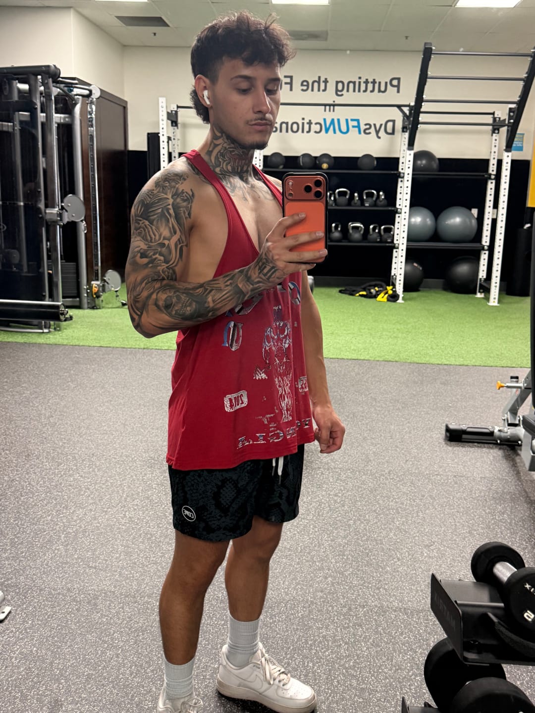 Customer photo review of 3062 - Gold's Glitch Stringers