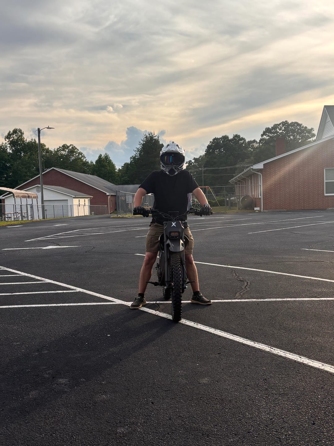 Customer photo review of Eskute® RTX 19"17" 6500W Electric Dirt Bike for Adults