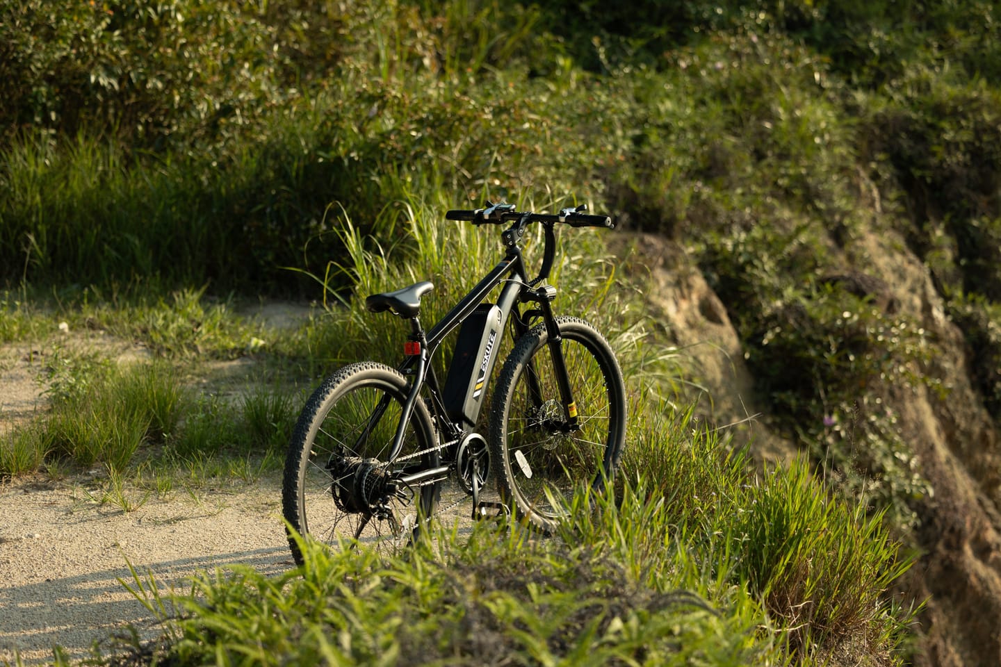 Customer photo review of Eskute® M200 27.5" Mountain Electric Bike