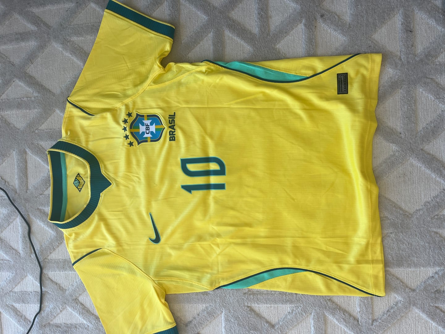 Customer photo review of KKGool -  Maillot Brésil Domicile 2026/2027 Coupe Du Monde