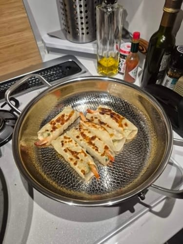 Customer photo review of Nonna's Kitchen - Hand Hammered Titanium Pan