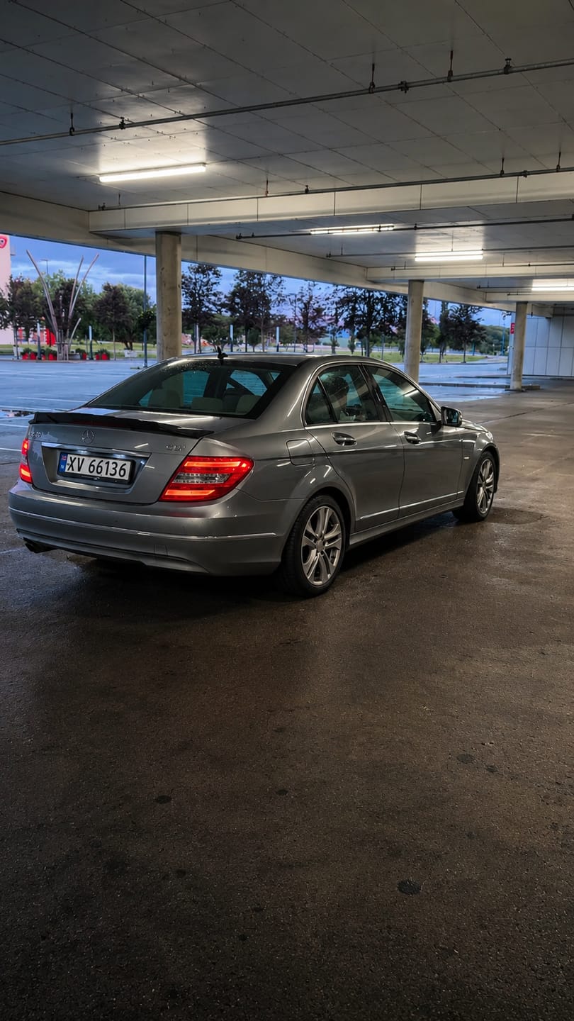 Customer photo review of Mercedes W204 C-Klasse RT Spoiler