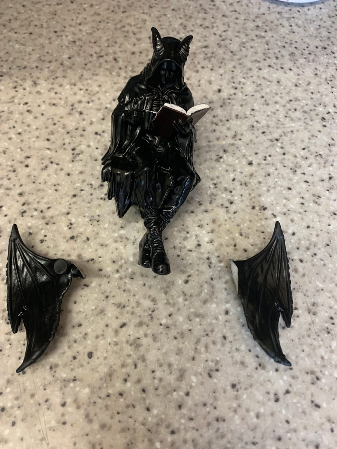 Customer photo review of Gothic Dark Fantasy Figure