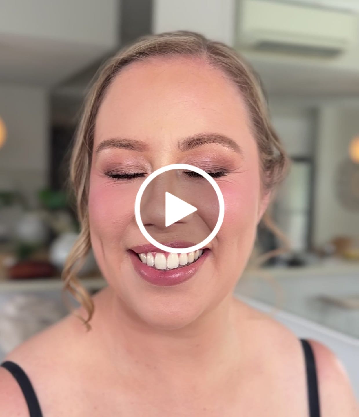Customer video review of Z7 Precision Blending Brush