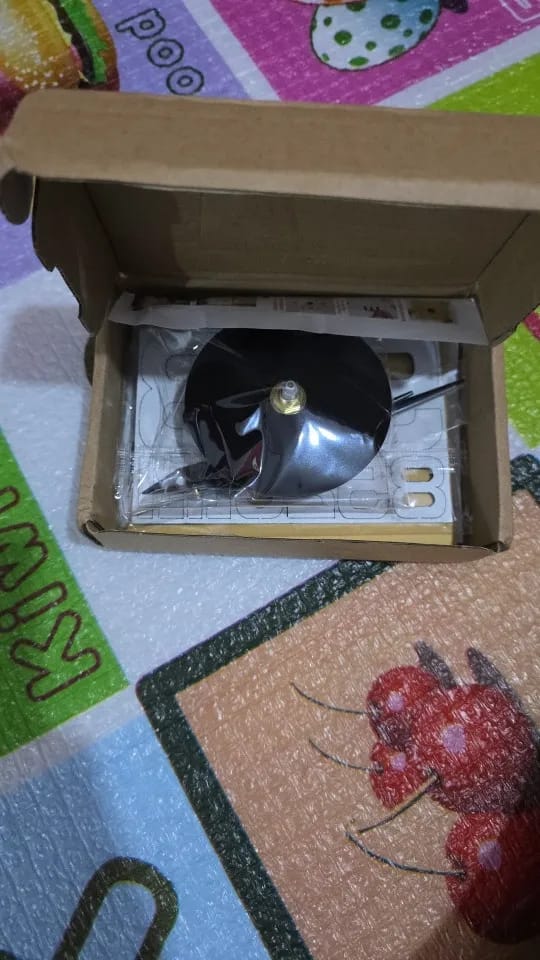 Customer photo review of 3D Frameless DIY Wall Clock