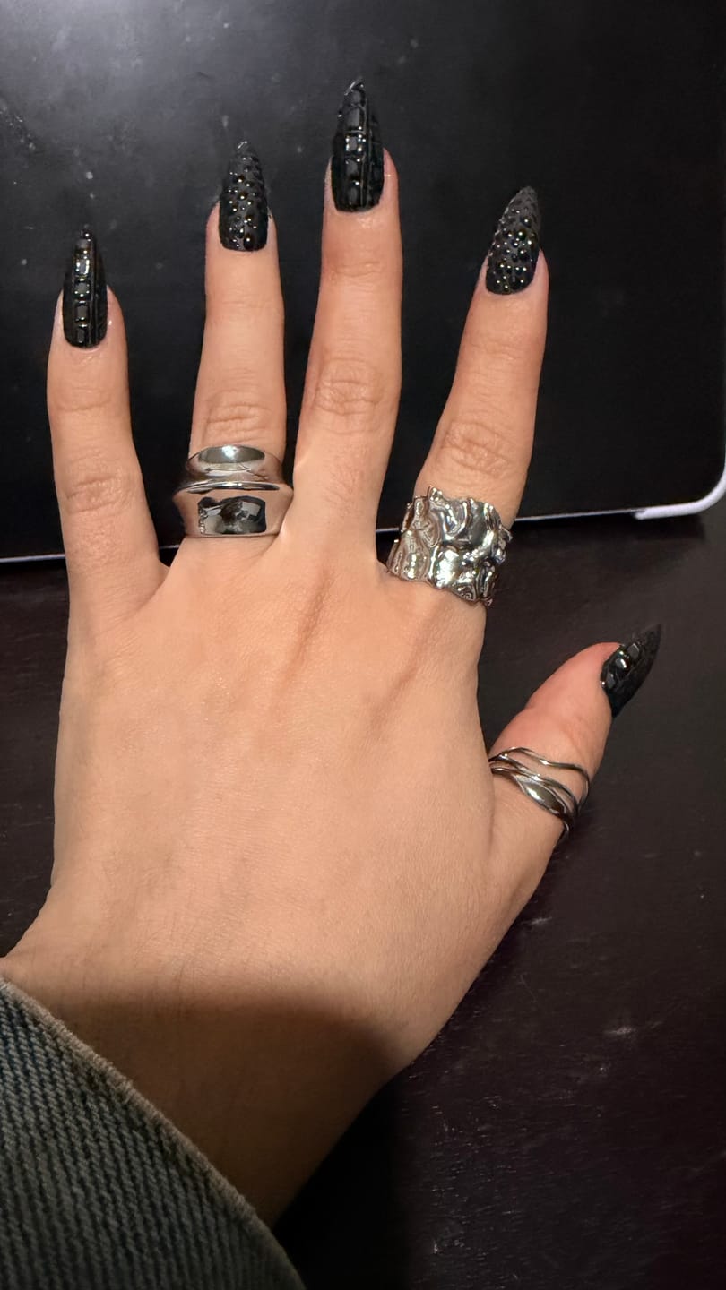 Customer photo review of Anillo Ajustable Pietro Plata