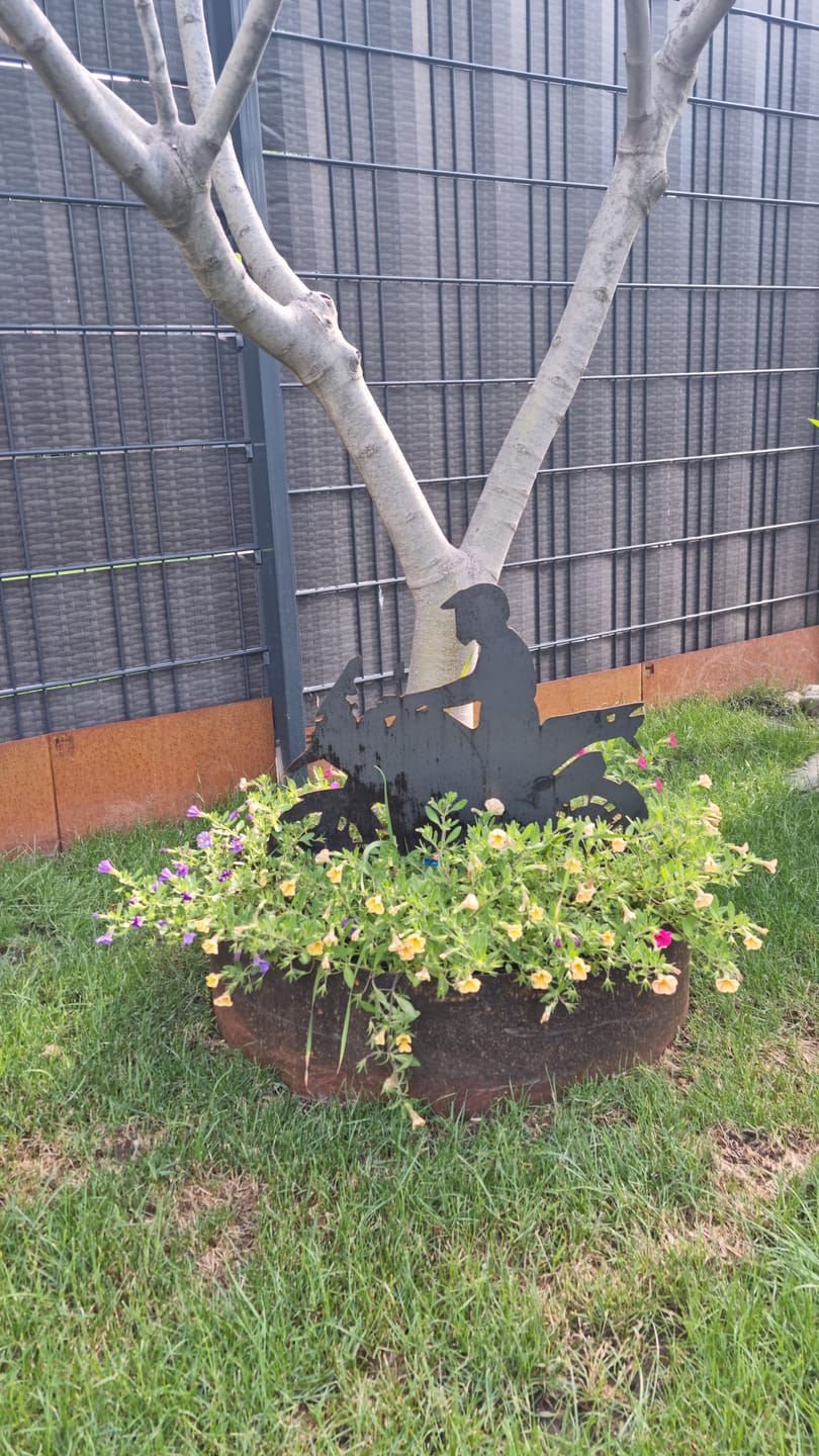 Customer photo review of Gartenstecker Motorradfahrer Version 2