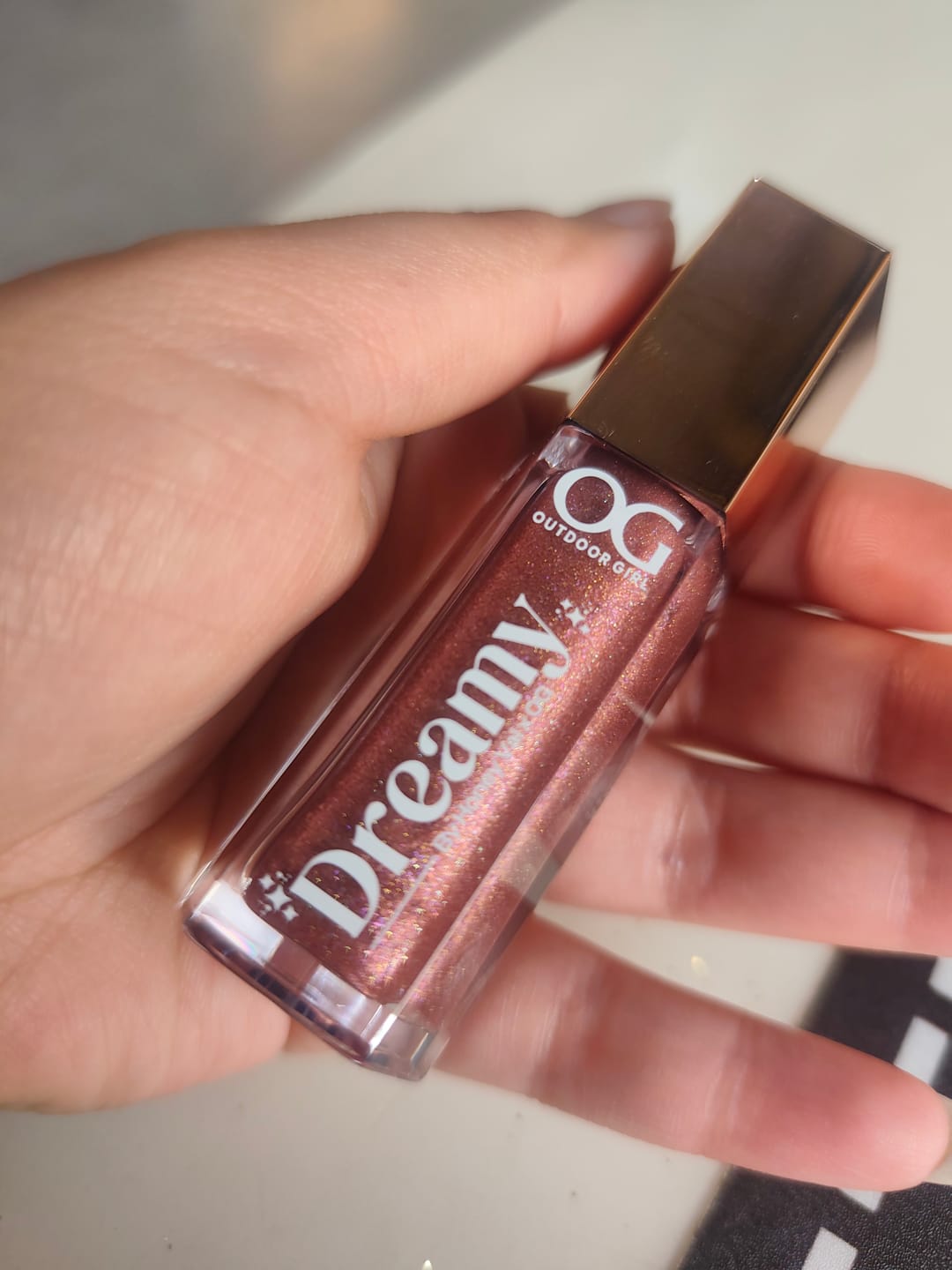 Customer photo review of LIP CONTOUR DREAMY X HONEY VAL