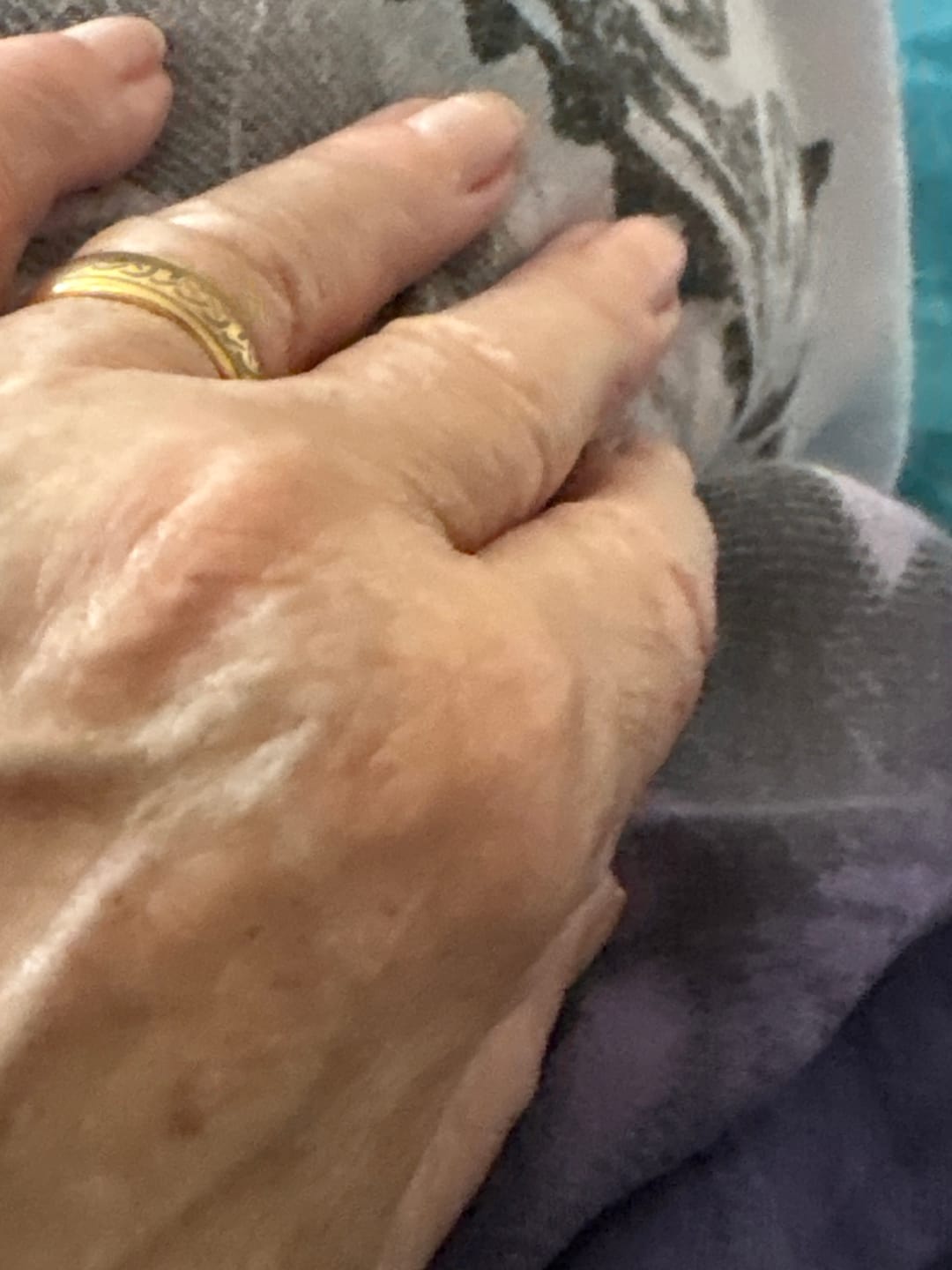 Customer photo review of The Celtic Knot 6mm Wonder Ring