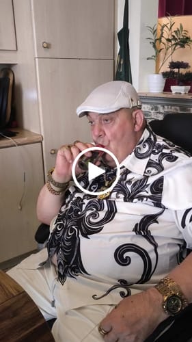 Customer video review of JNR Falcon Bar 48000 Puffs Disposable Vape