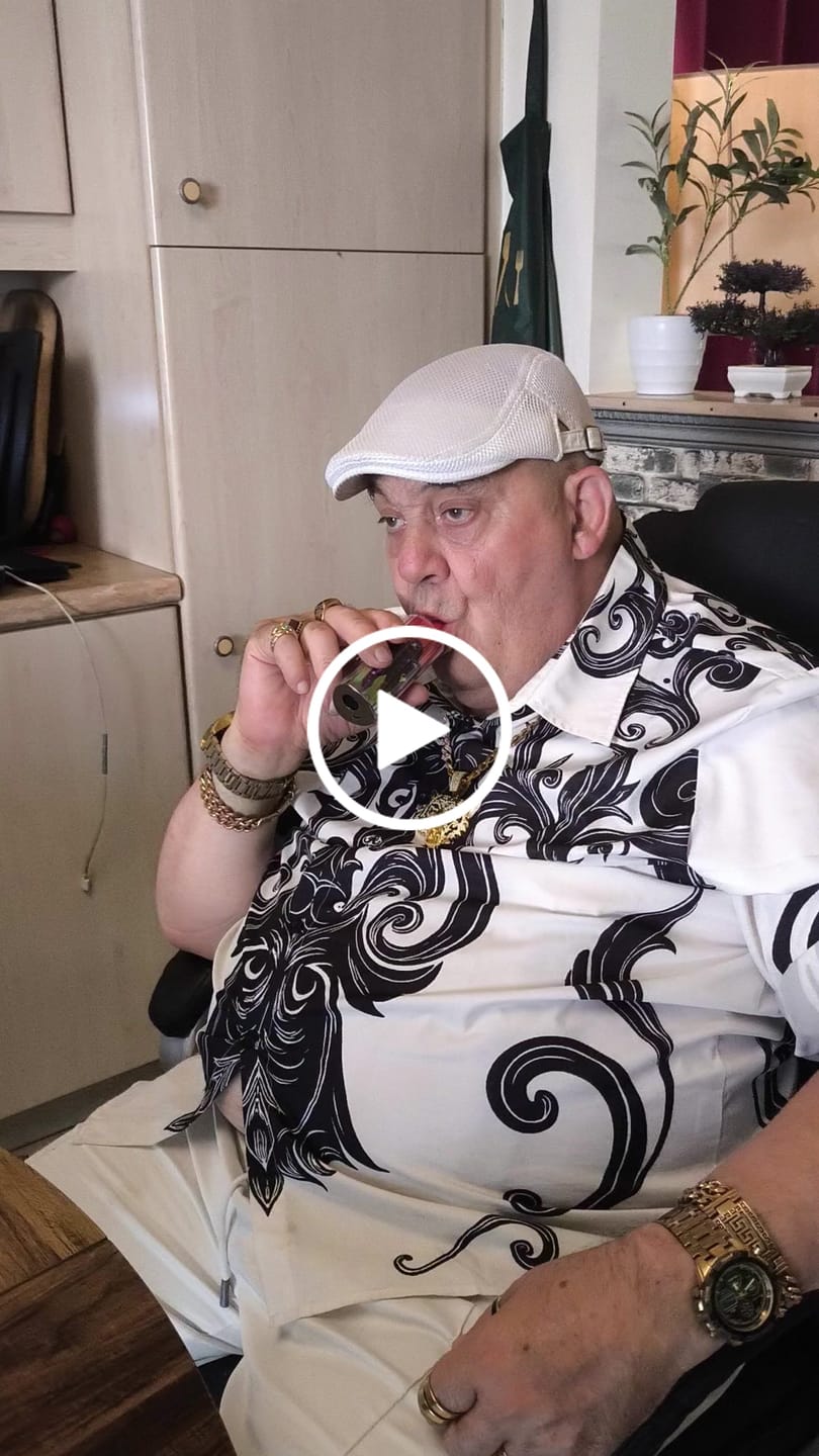 Customer video review of JNR Falcon Bar 48000 Puffs Disposable Vape