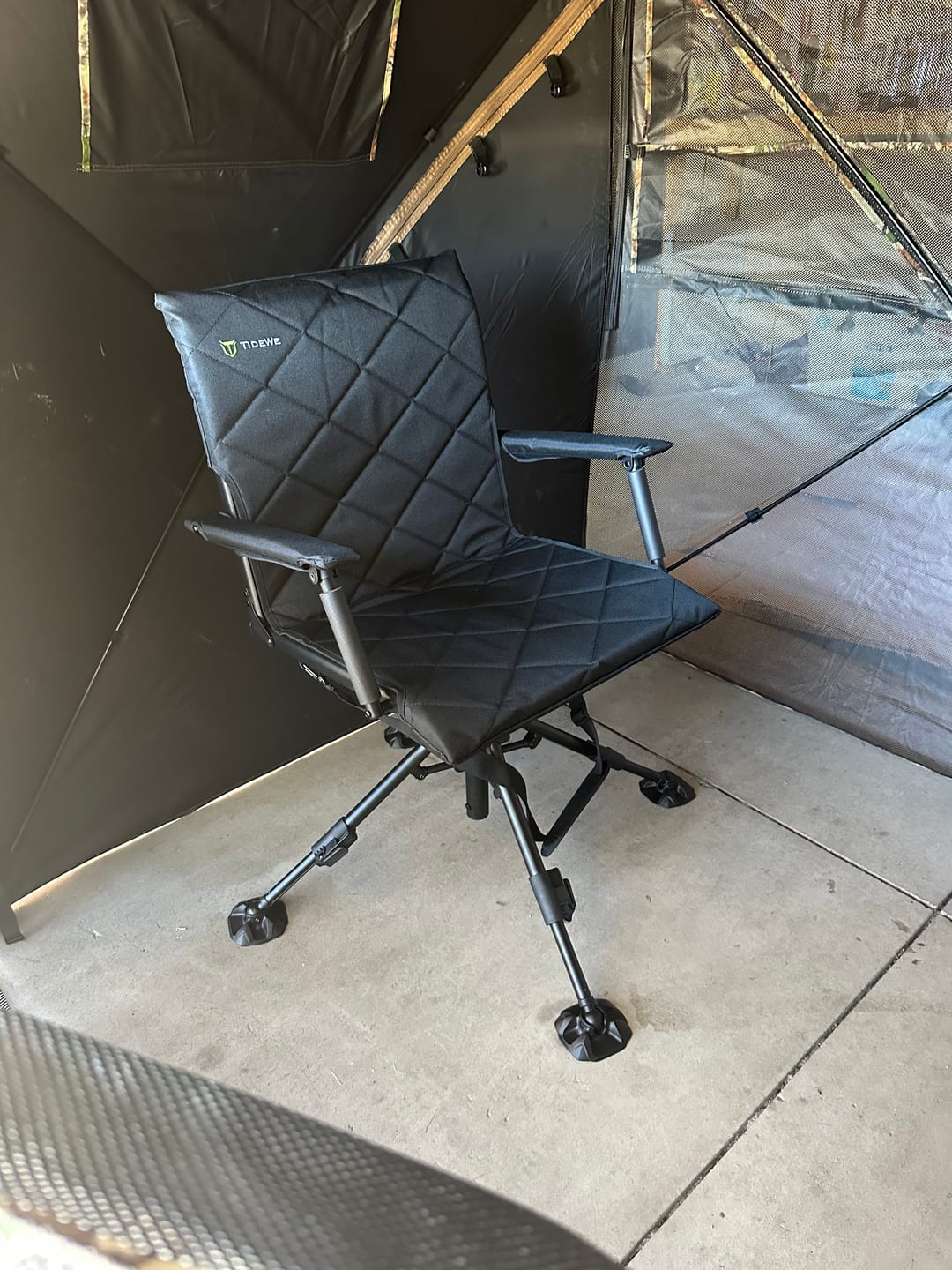 Customer photo review of Hunting Chair Adjustable Height 360°  Swivel Blind Chair With Armrests
