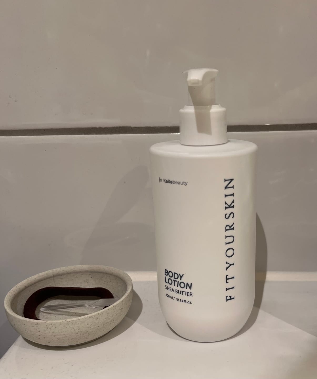 Customer photo review of FitYourSkinxKaRebeauty Sheasmør Body Lotion (300ml)