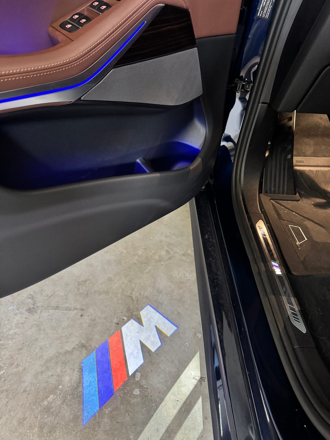 Customer photo review of BMW X SERIES DOOR LIGHTS