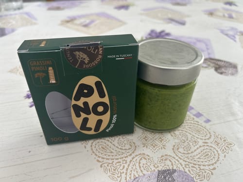 Customer photo review of Il pino non fa solo ombra