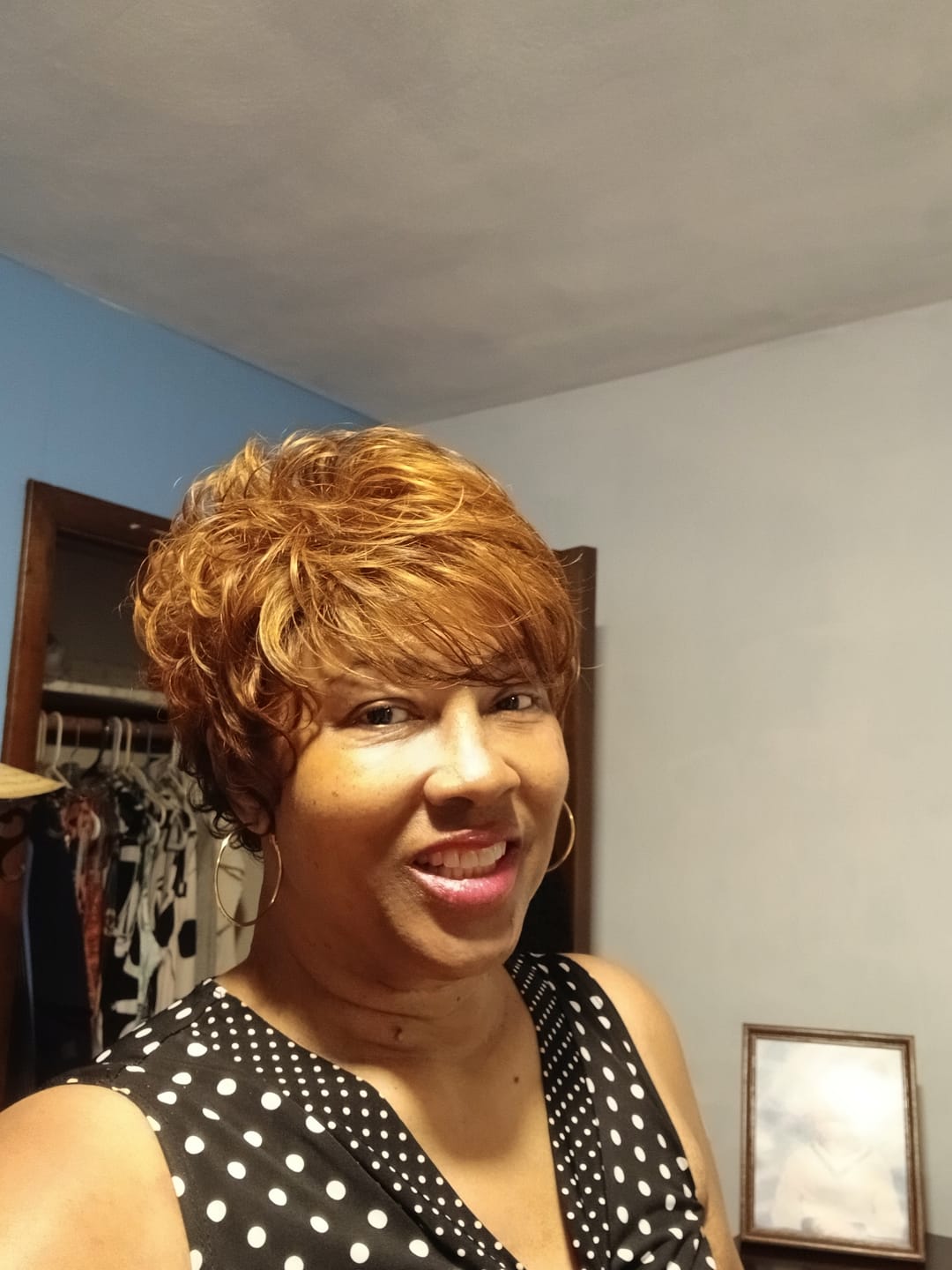Customer photo review of Foxy Lady Full Wig - BIANCA