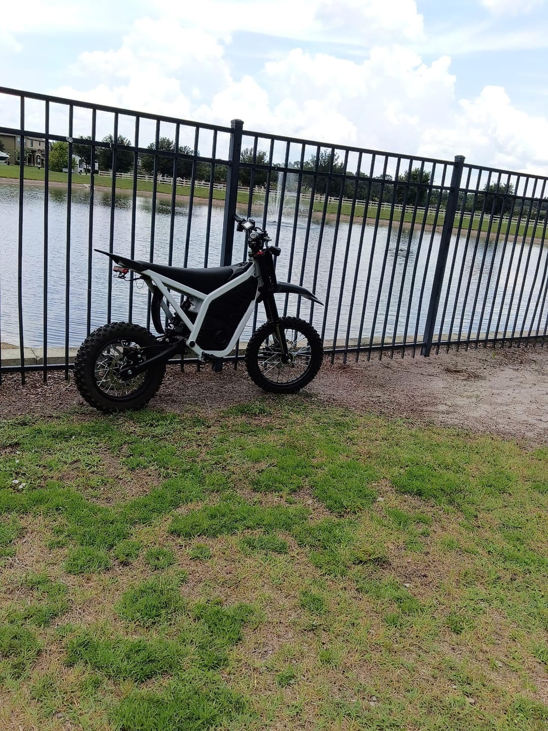 Customer photo review of Eskute® NOVA X 4000W Electric Dirt Bike