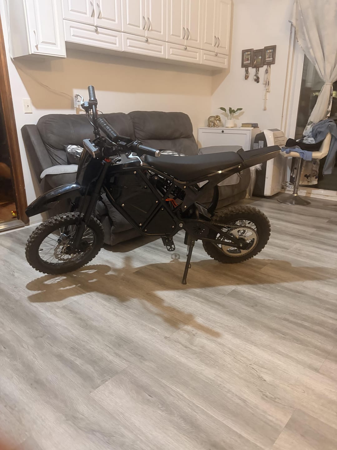 Customer photo review of Eskute® NOVA Mini Electric Dirt Bike For Teens & Adults