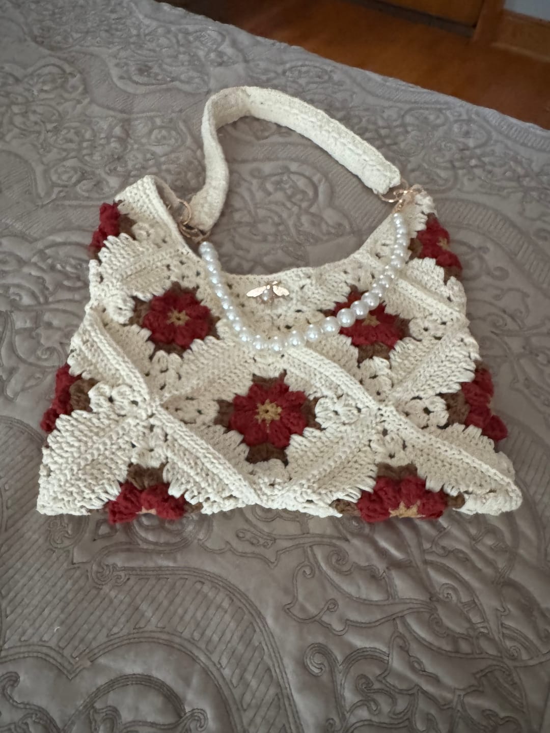 Customer photo review of CrochetPark™ Garden Rose Hobo Kit