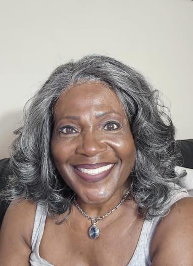 Customer photo review of Luvwin Salt & Pepper Layered Blowout Wave Beginner Friendly Glueless  Gray Wig 100% Human Hair