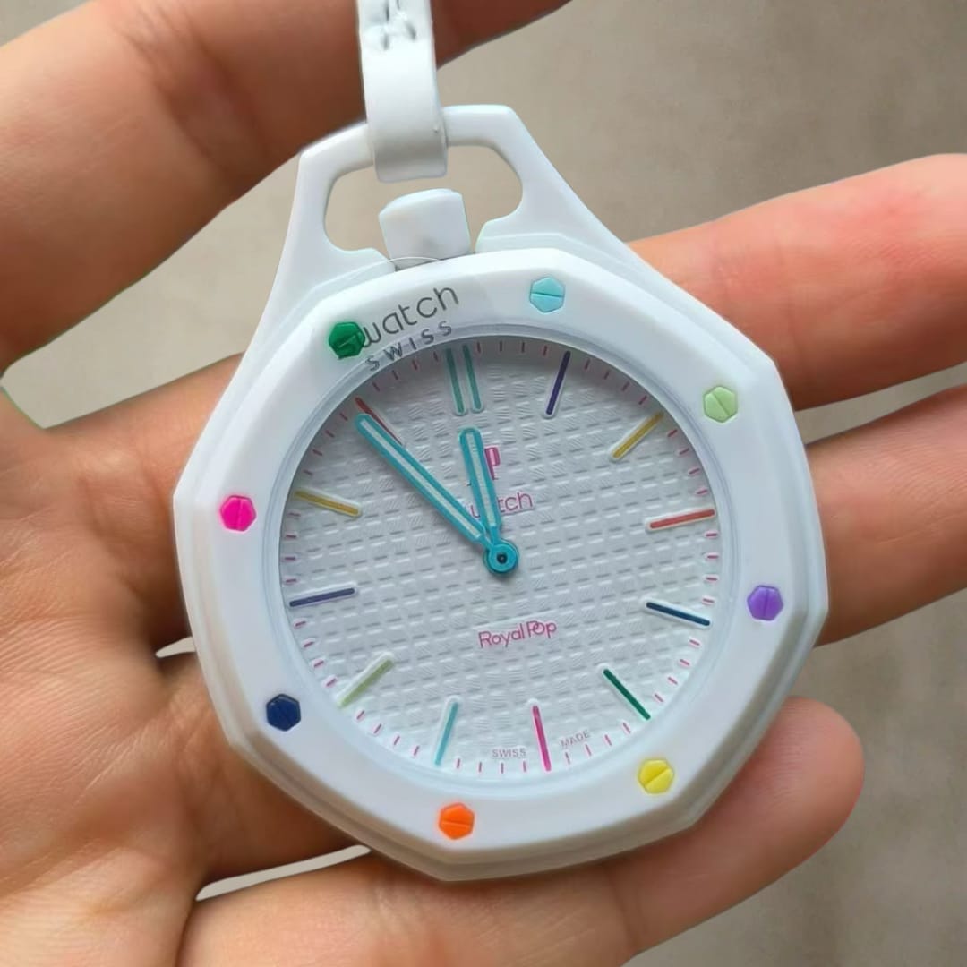 Customer photo review of Swatch x Audemars Piguet Bioceramic Royal Pop Huit Blanc