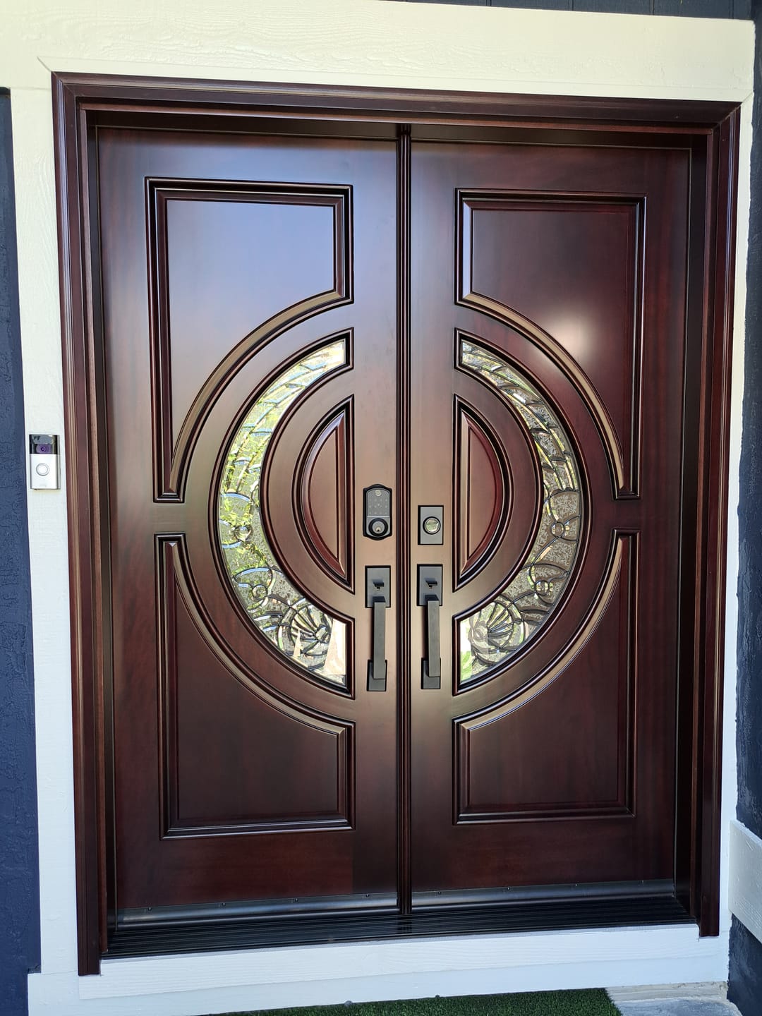 Customer photo review of Solid Wood Exterior Door M580E
