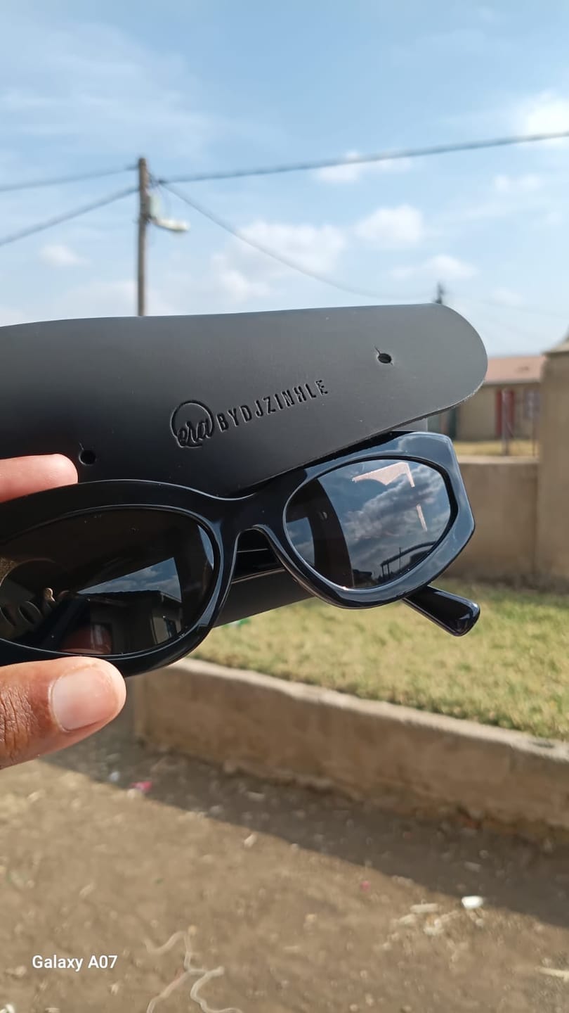 Customer photo review of Black Blanco Sunglasses