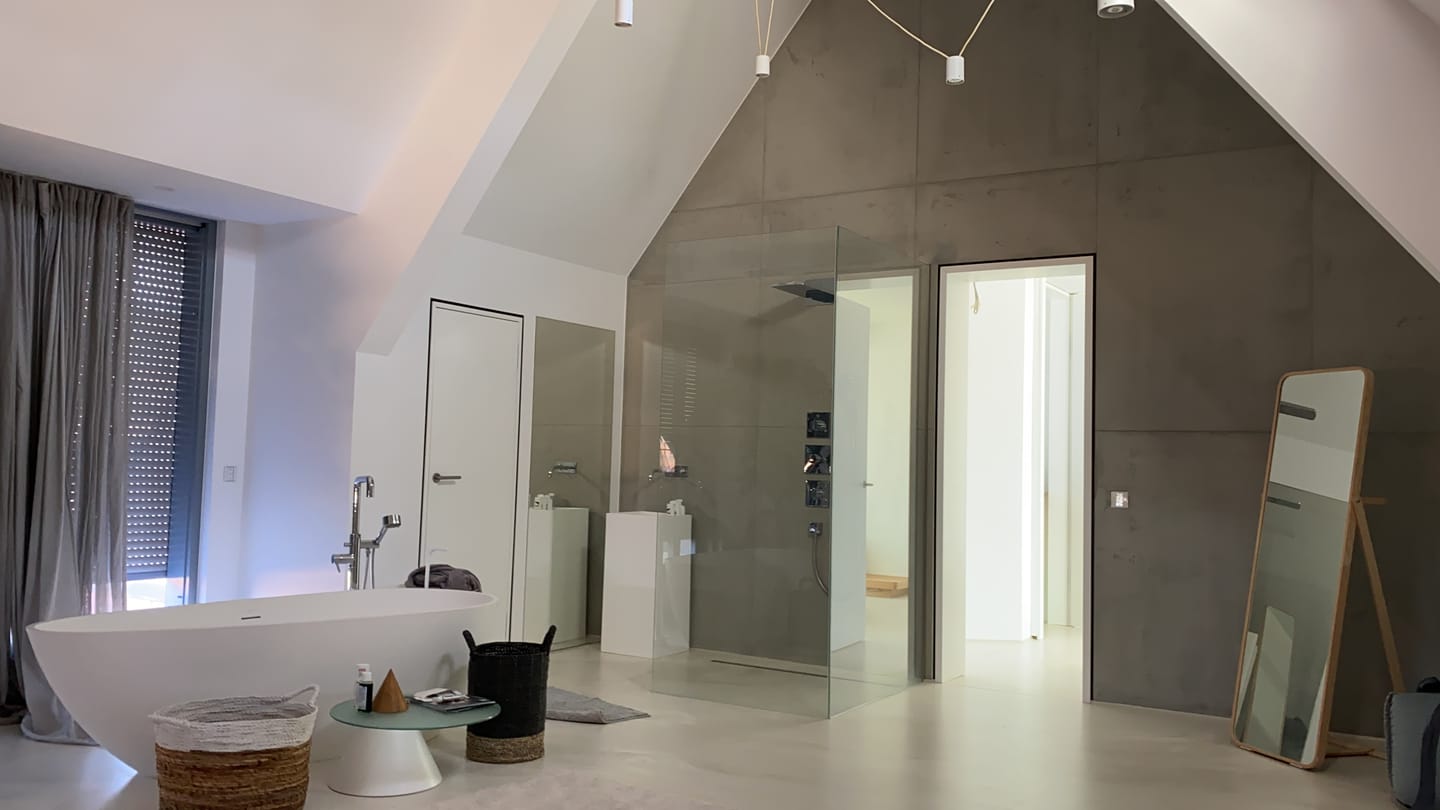 Customer photo review of SONNI Walk In/ Begehbare Dusche Duschabtrennung Duschwand Nano Klarglas Glasstärke 8mm Breite 70-120cm