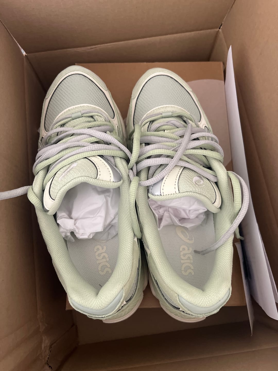Customer photo review of GEL-NYC Sage Frost - Double Laces