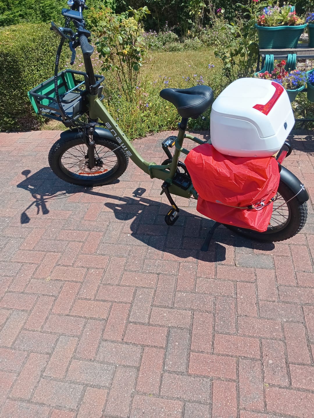 Customer photo review of Engwe L20 SE 250W 20" Foldable Electric Trekking Bike 561Wh Step-through E-bike