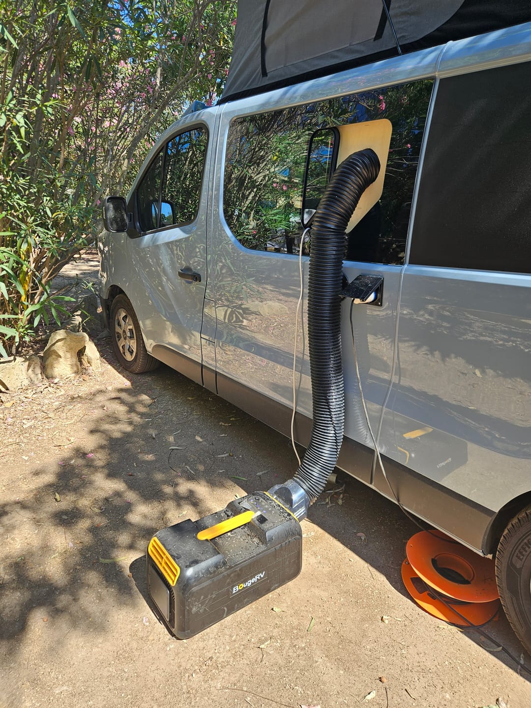 Customer photo review of Nouveau climatiseur portable BougeRV PC35 de 1,0 kW (3500 BTU)
