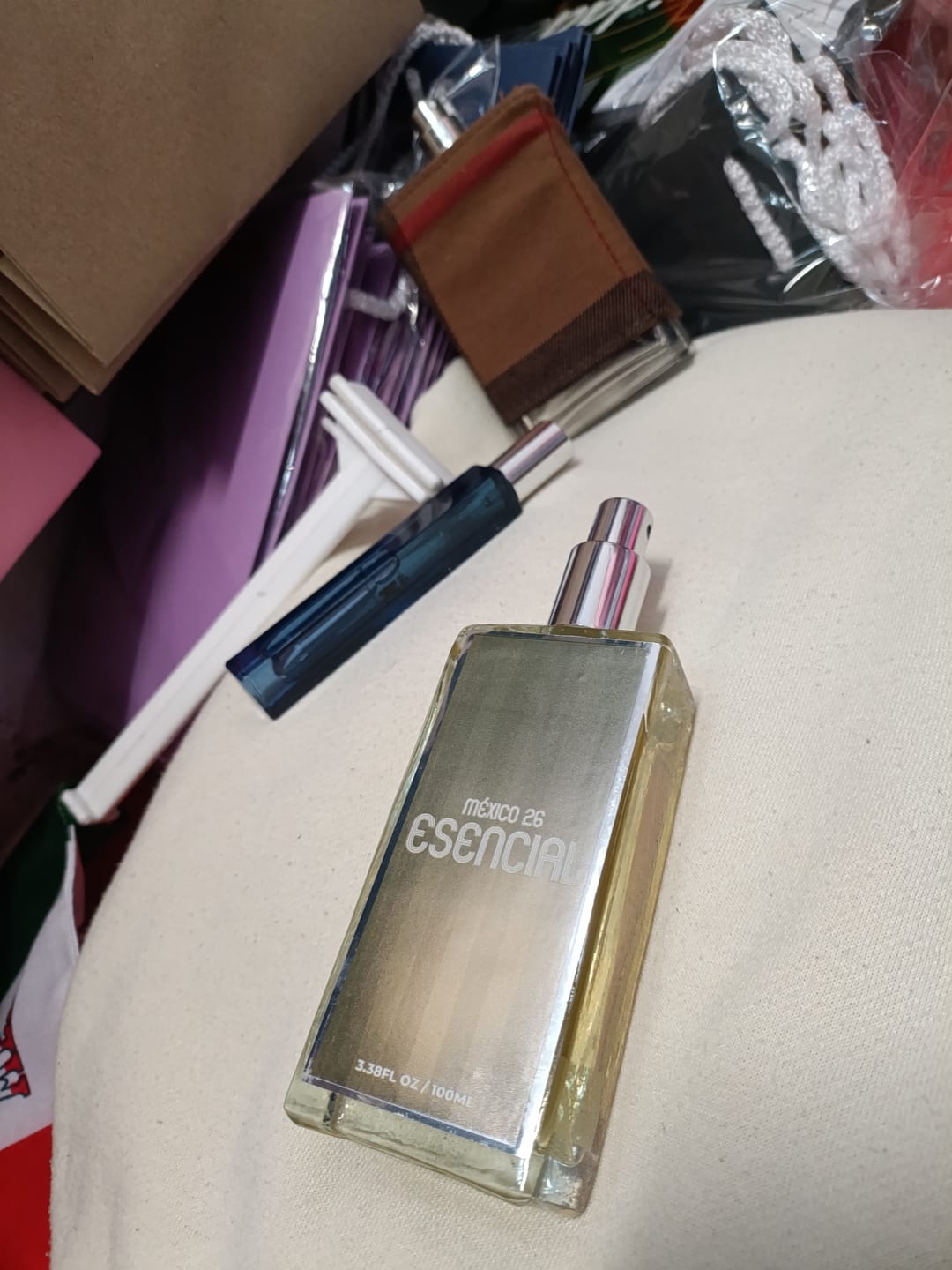 Customer photo review of H185 Inspirado en: Spicebomb - Viktor & Rolf