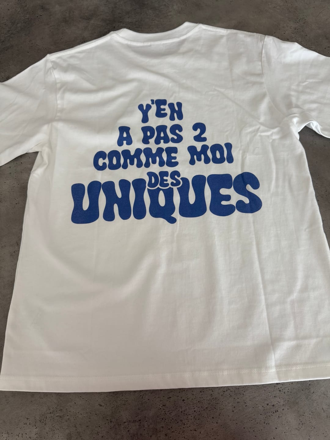 Customer photo review of Y'en a pas 2 comme moi des uniques