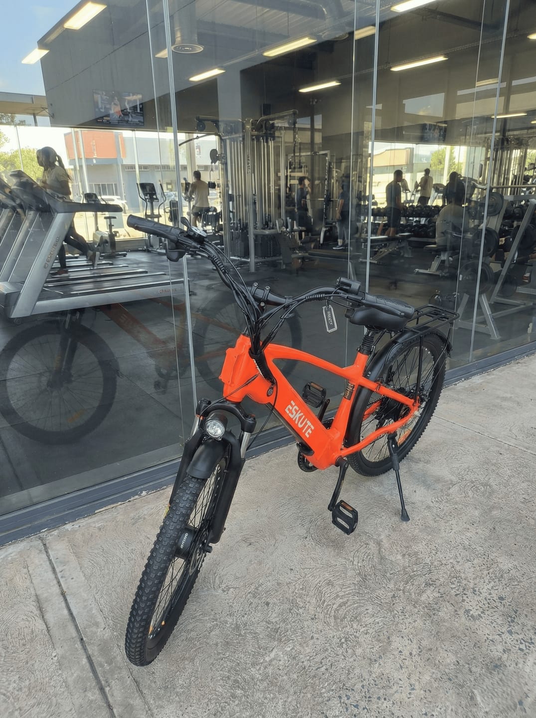 Customer photo review of Eskute® C200 SO Electric Bike for Adults