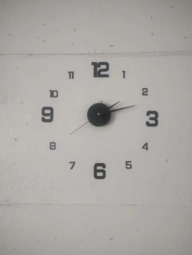 Customer photo review of 3D Frameless DIY Wall Clock
