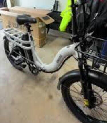 Customer photo review of Eskute® D200 Folding Electric Bike for Adults