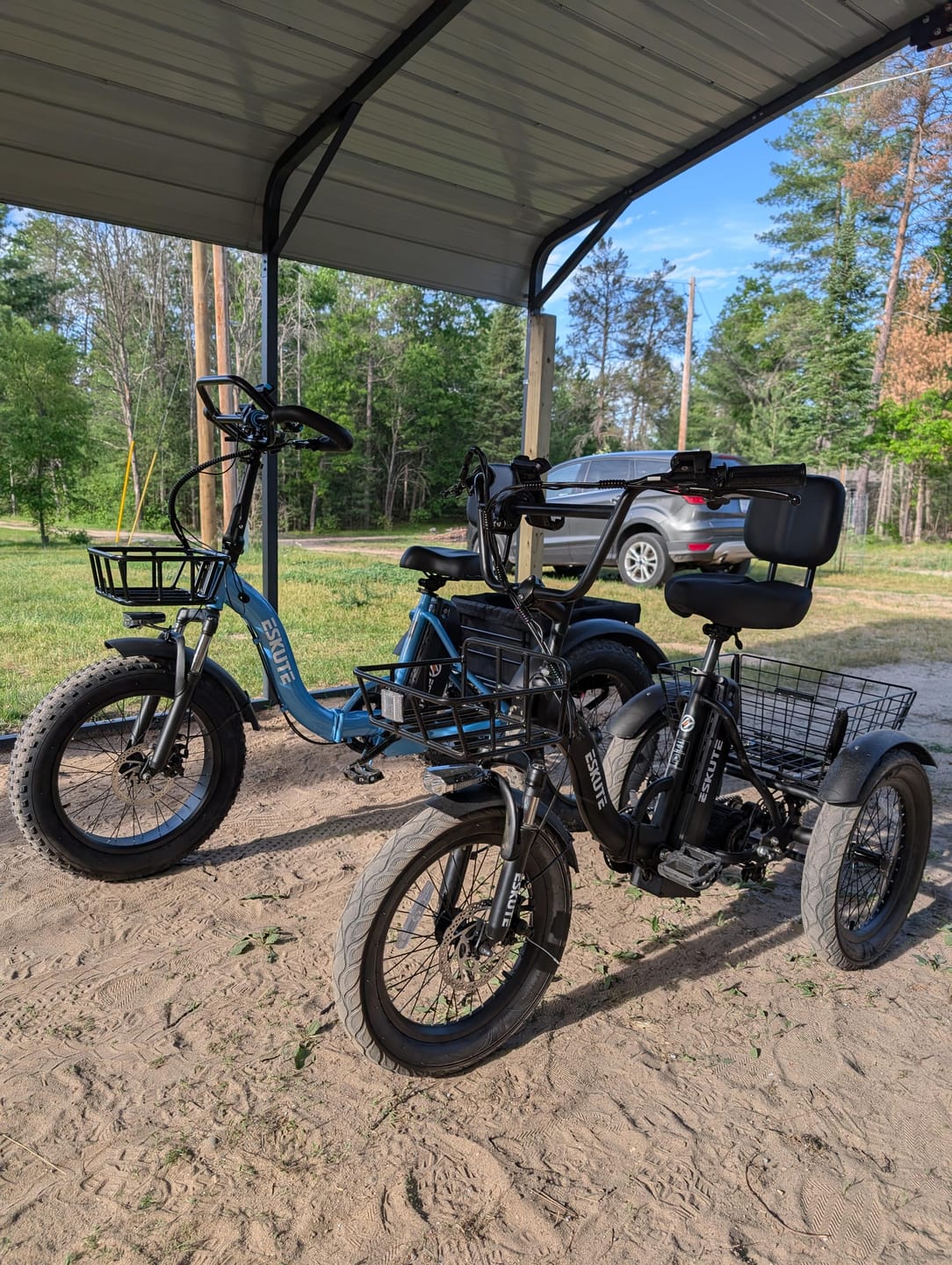 Customer photo review of Eskute® T300 Folding Electric Trike