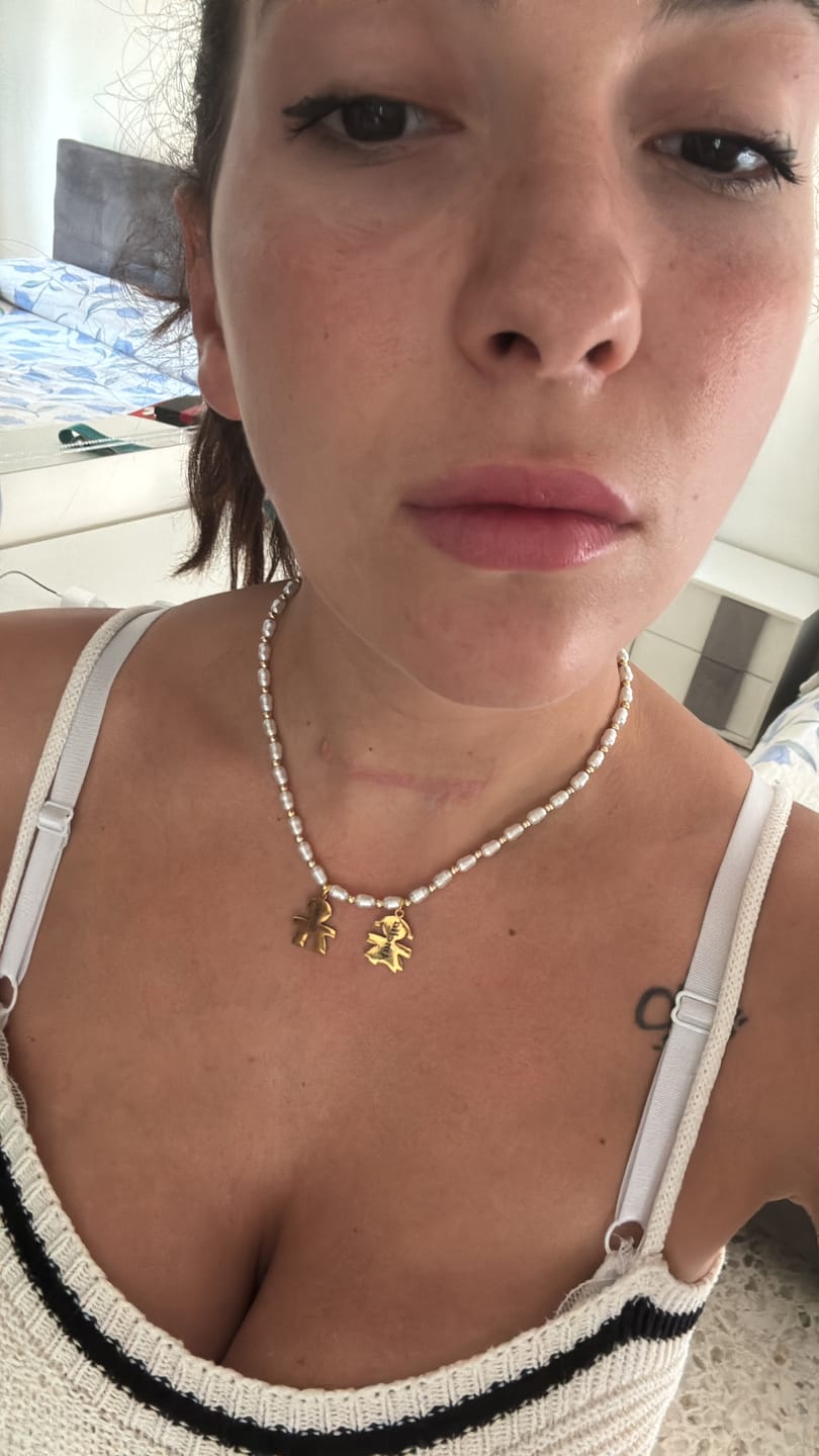 Customer photo review of Girocollo perline con bambini e incisione