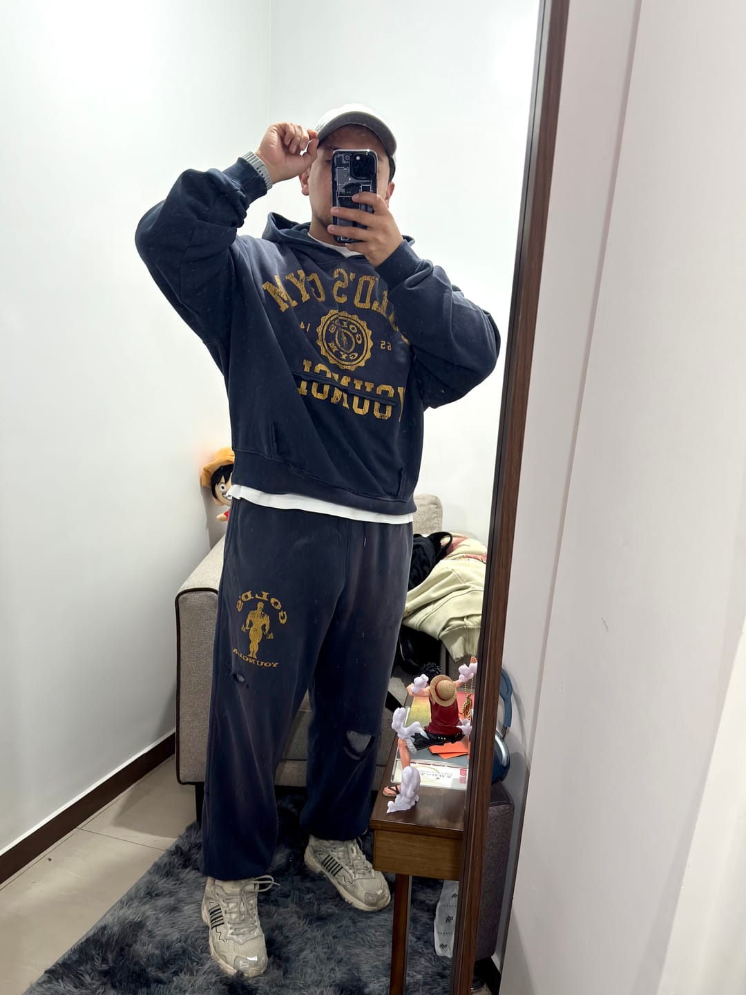 Customer photo review of 5167 - Gold's Iron Legacy Crest Hoodies