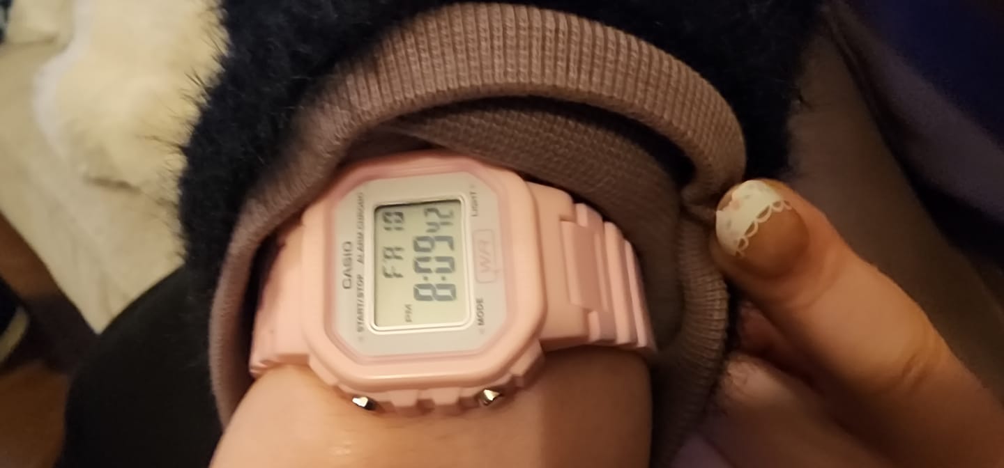 Customer photo review of Reloj Casio Vintage LA-20WH-4A1DF Rosado