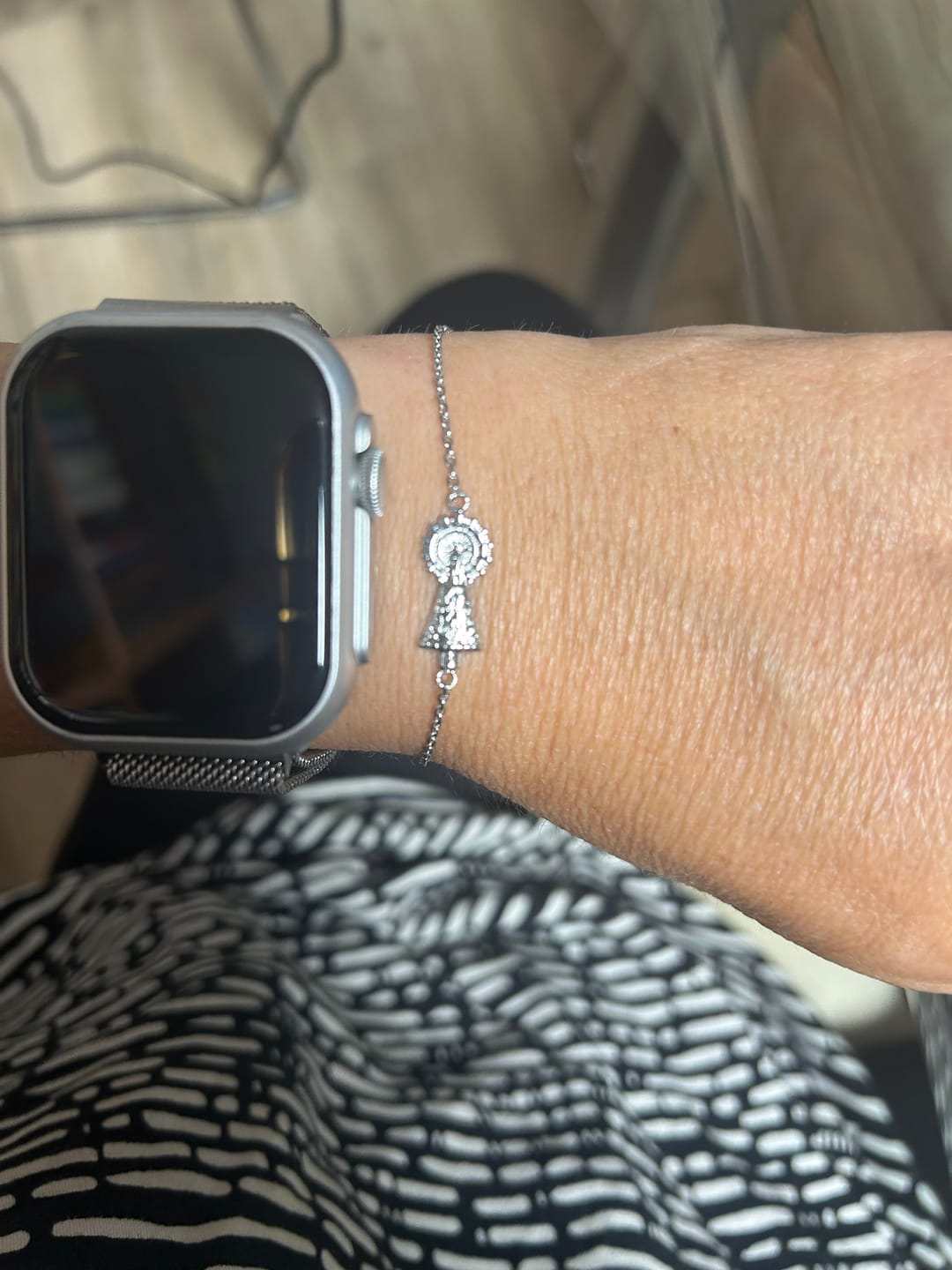 Customer photo review of Pulsera Virgen del Pilar