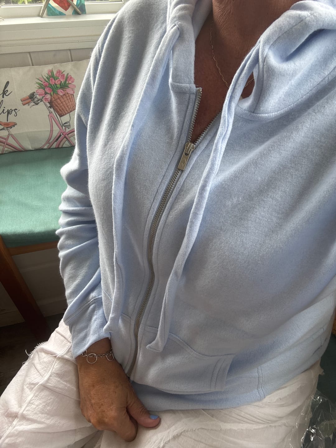 Customer photo review of Cloud Cotton Zipper