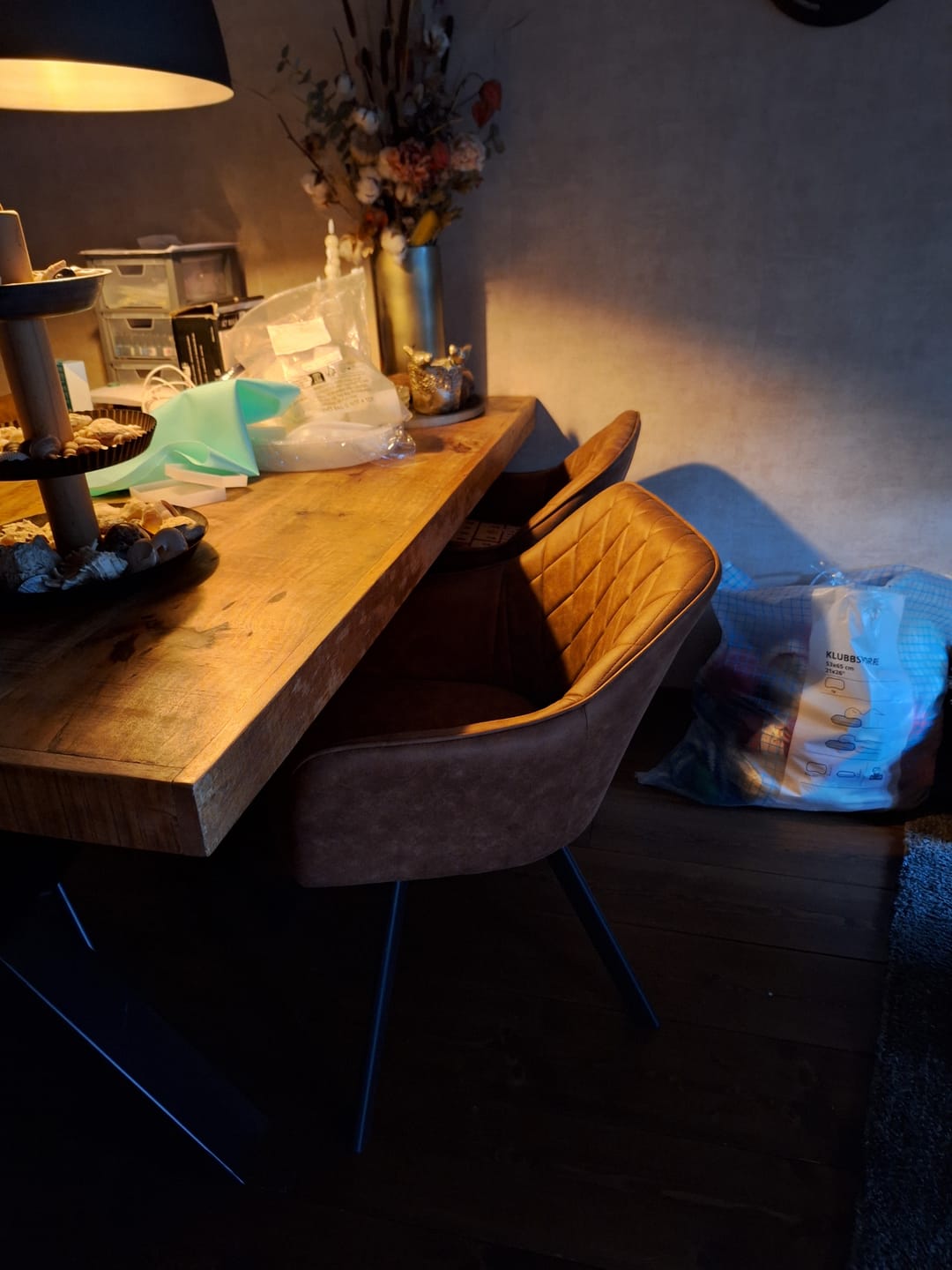 Customer photo review of Brione Draaibare Eetkamerstoel - Cognac