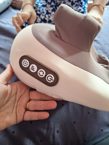 Customer photo review of HizooRelief™ Clinical-Grade Decompression Massager