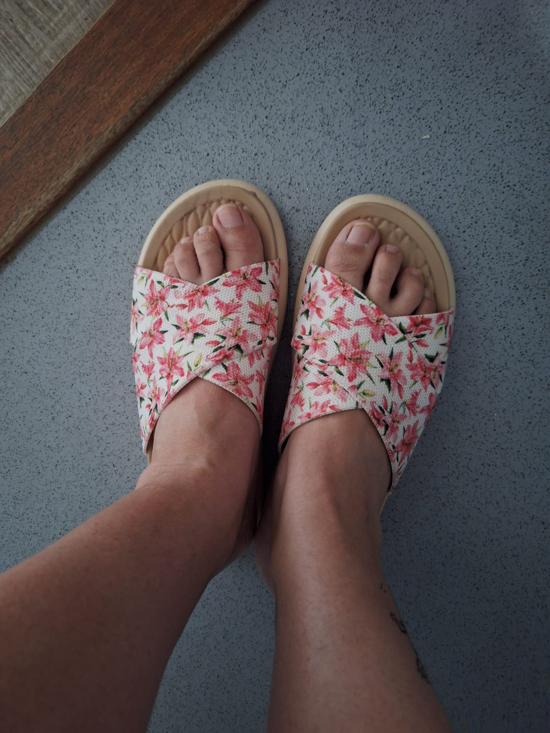 Customer photo review of HappySandals Stockholm