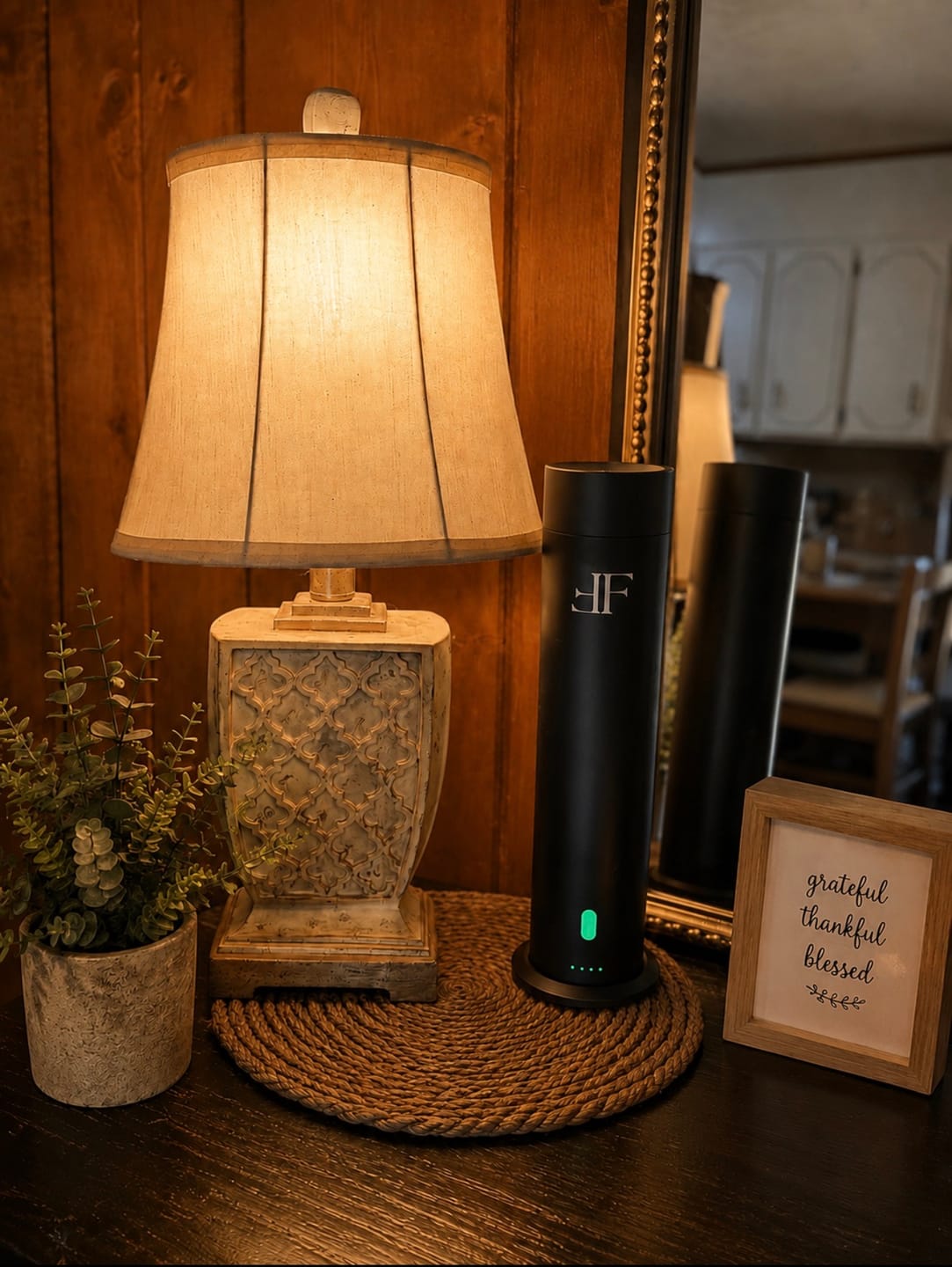 Customer photo review of F+F Onyx Estate Diffuser