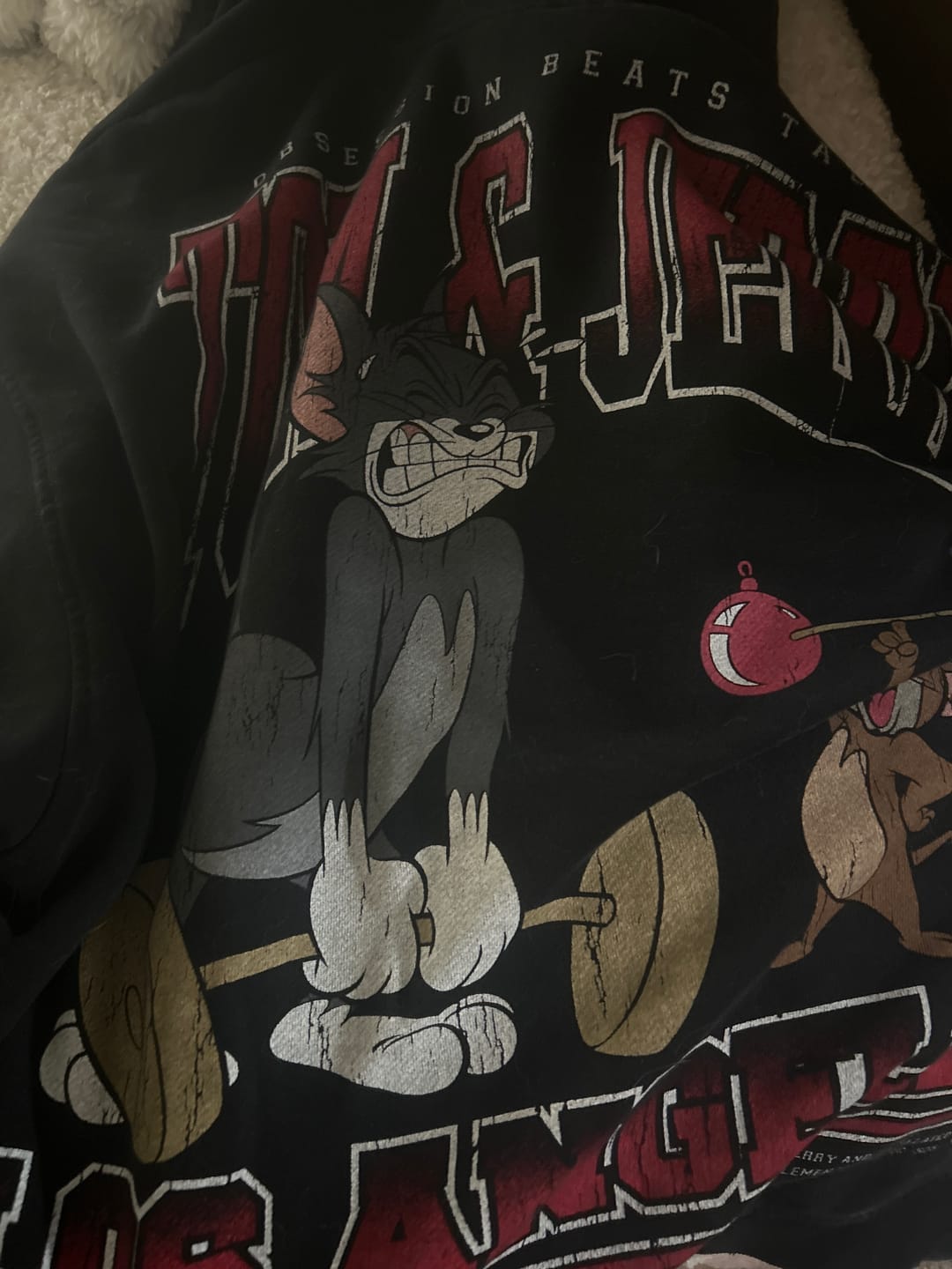 Customer photo review of 5179 - Tom & Jerry Zipup